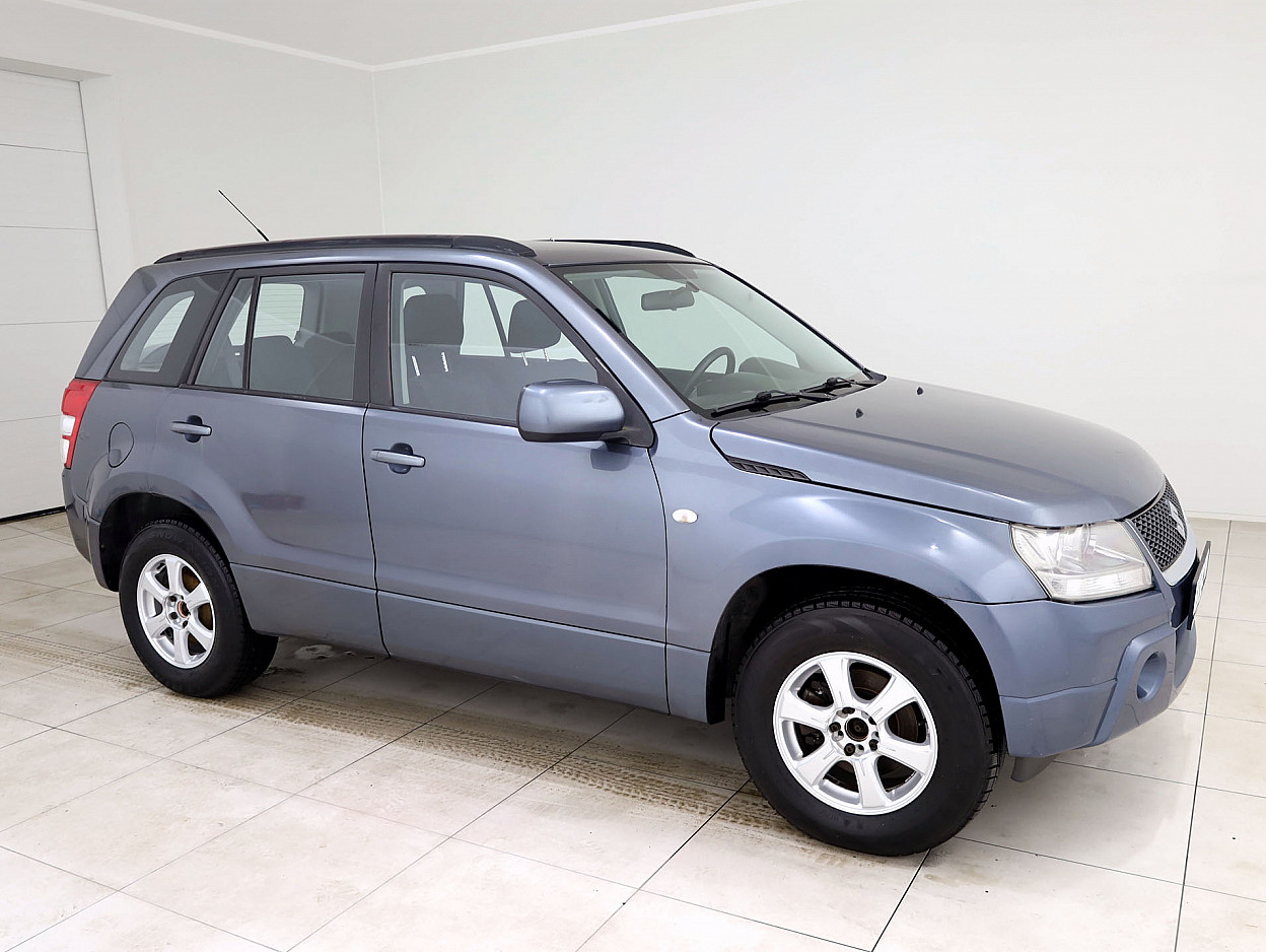 Suzuki Grand Vitara Comfort 4x4 2.0 103 kW - Photo 1