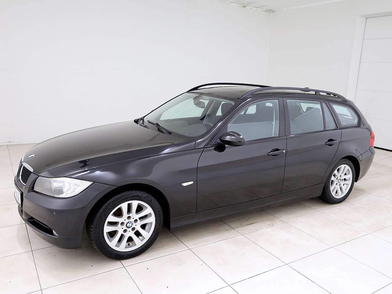 BMW 320 Touring Business 2.0 110 kW - Photo 2