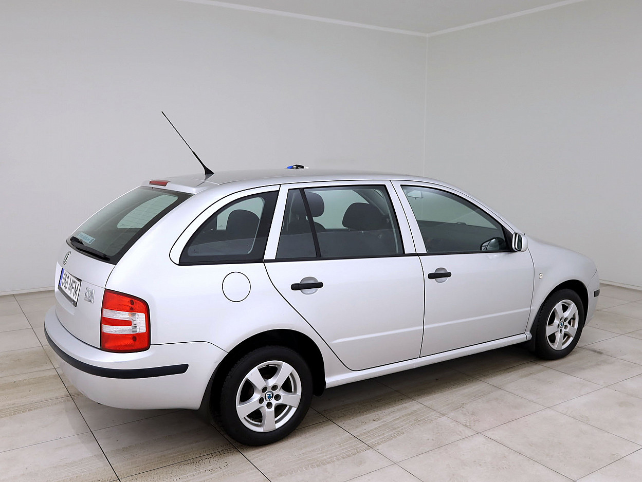 Skoda Fabia Comortline Facelift 1.4 TDI 51 kW - Photo 3