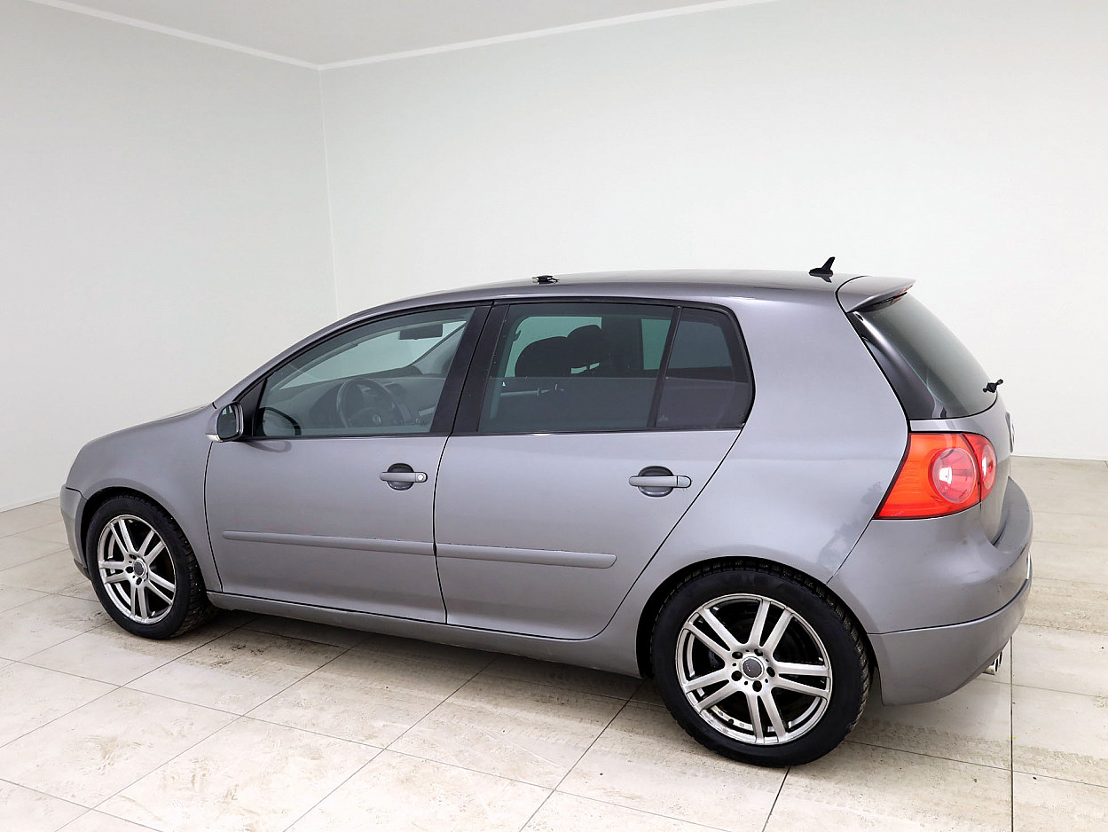 Volkswagen Golf GTD ATM 2.0 TDI 103 kW - Photo 4