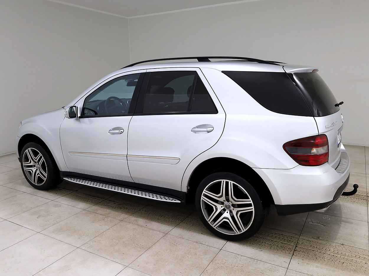 Mercedes-Benz ML 420 Luxury 4Matic 4.0 CDI 225 kW - Photo 4