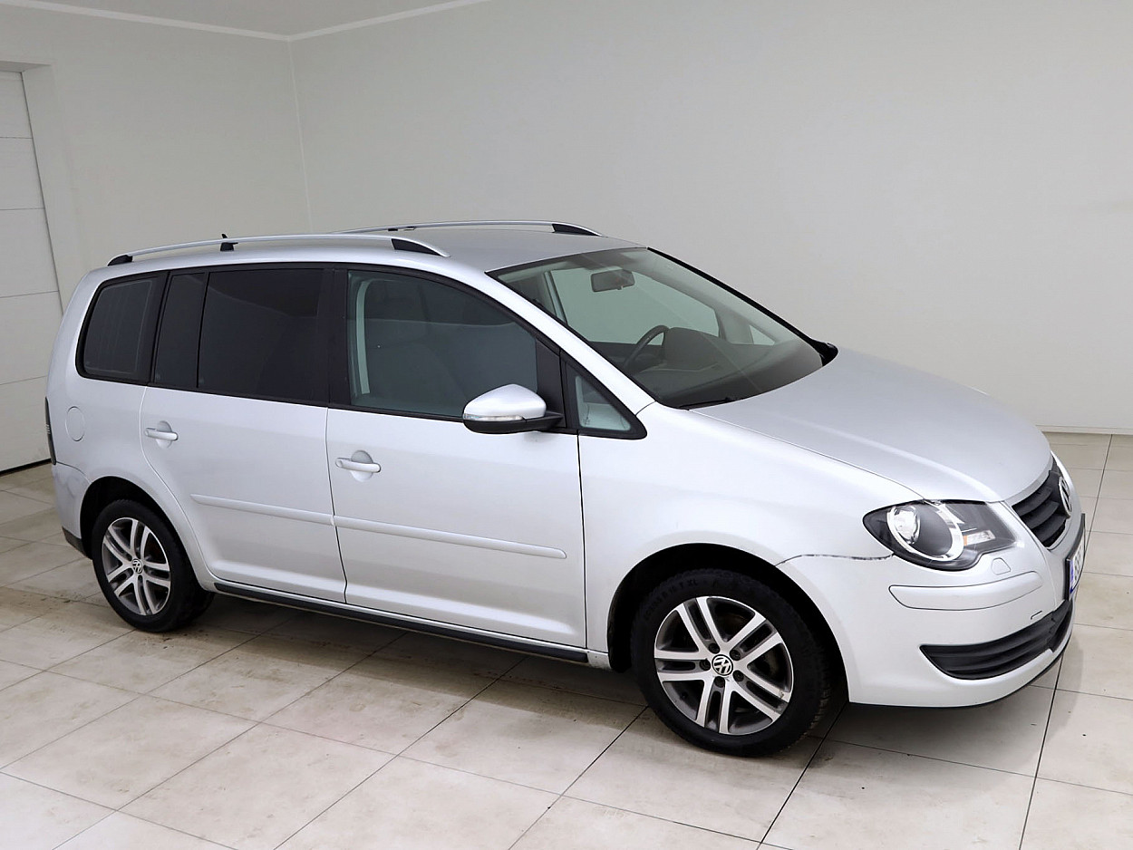 Volkswagen Touran Comfortline Facelift 2.0 TDI 103 kW - Photo 1