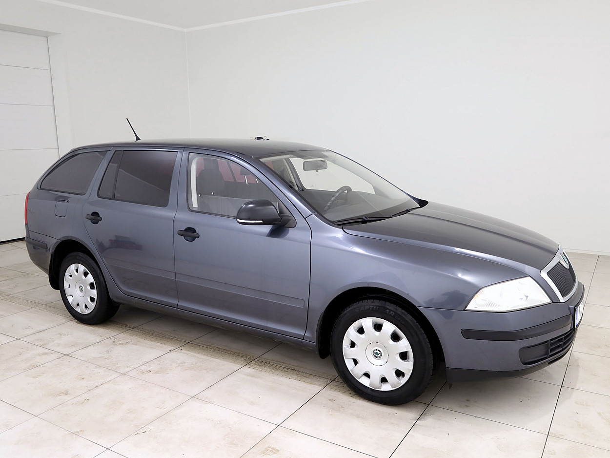 Skoda Octavia Comfortline 1.6 75 kW - Photo 1