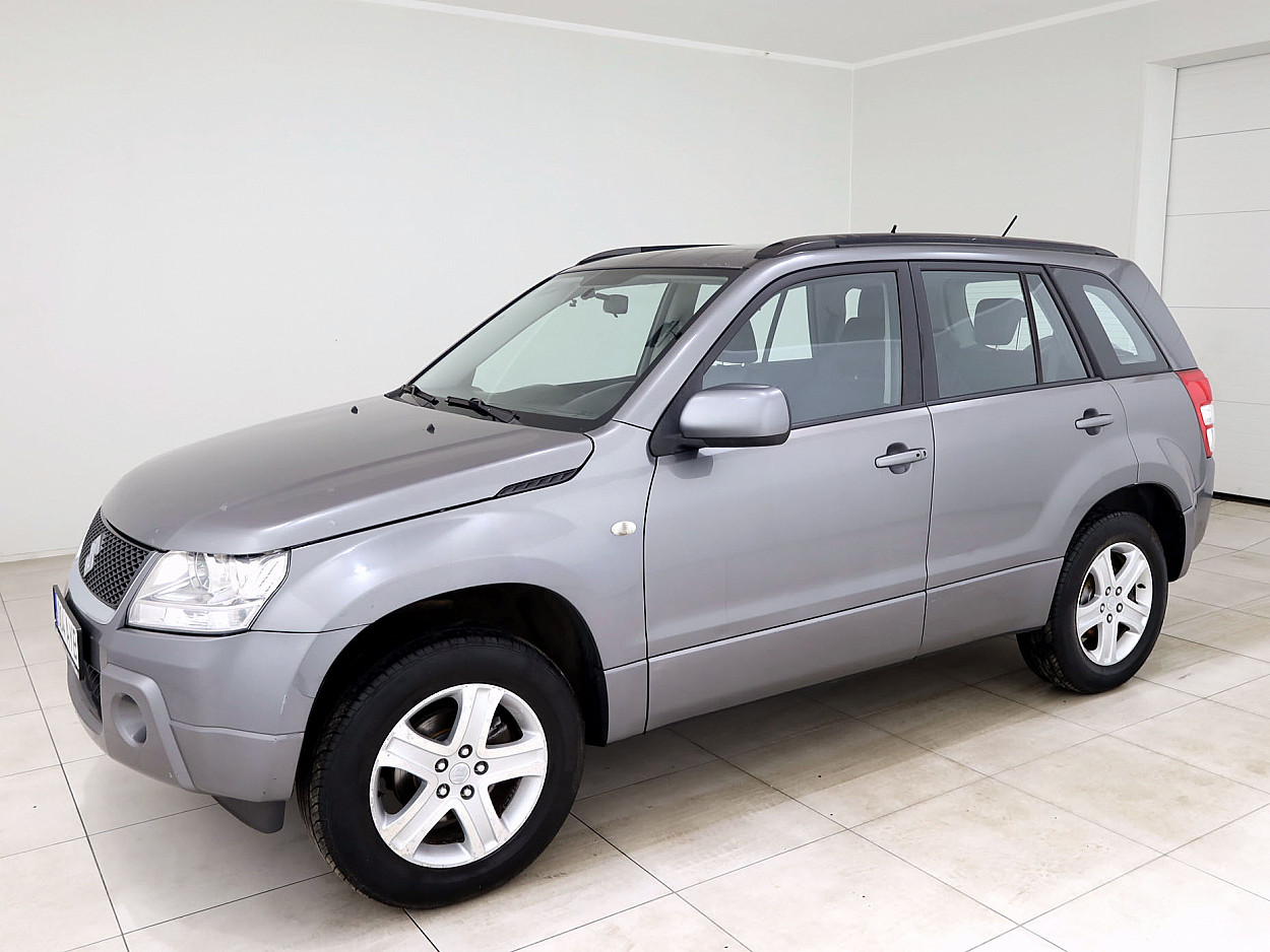 Suzuki Grand Vitara Luxury 4x4 ATM 2.0 103 kW - Photo 2