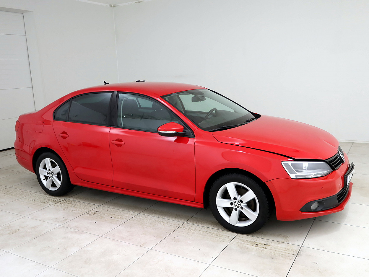 Volkswagen Jetta Comfortline ATM 1.4 90 kW - Photo 1