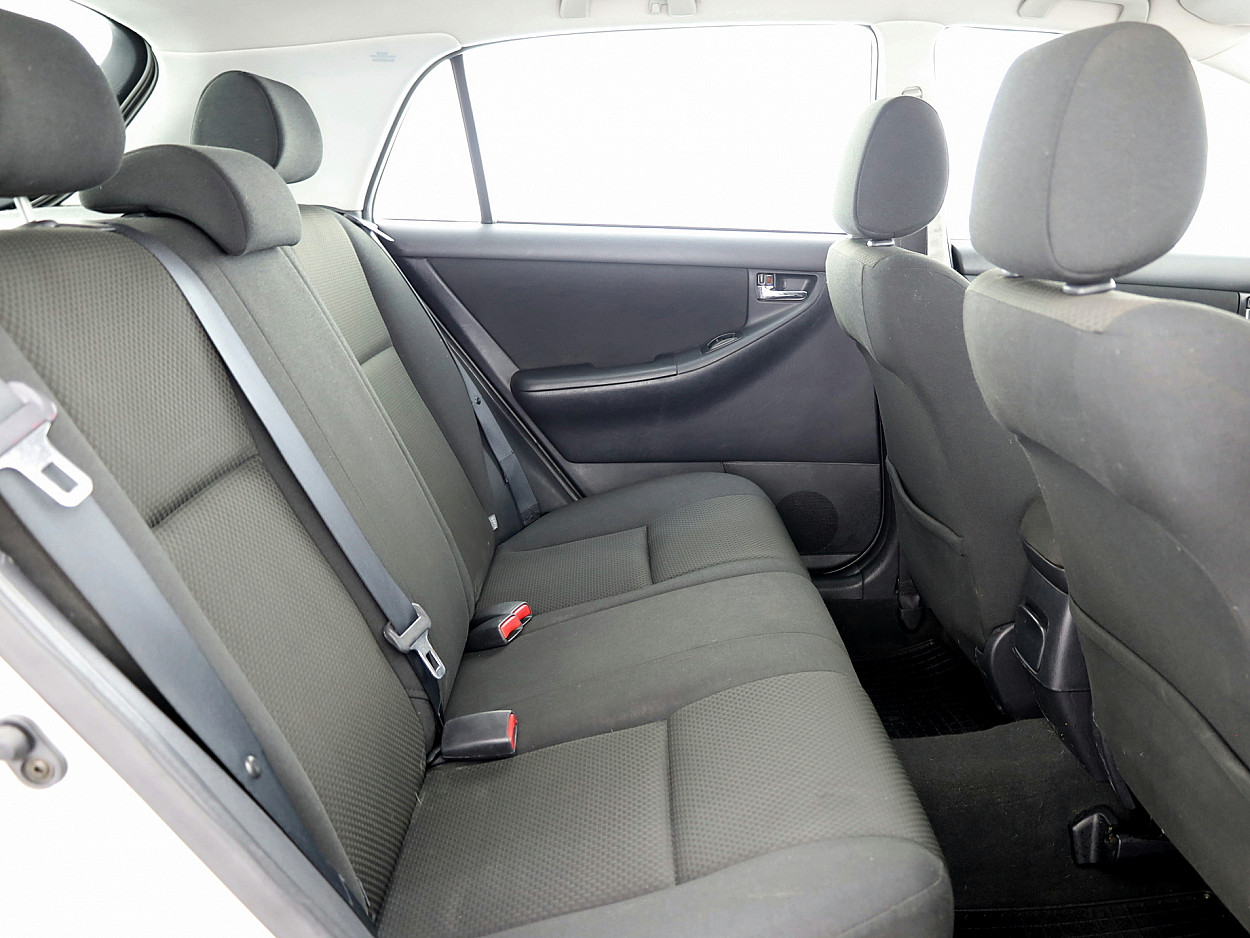 Toyota Corolla Linea Sol Facelift 1.6 81kW