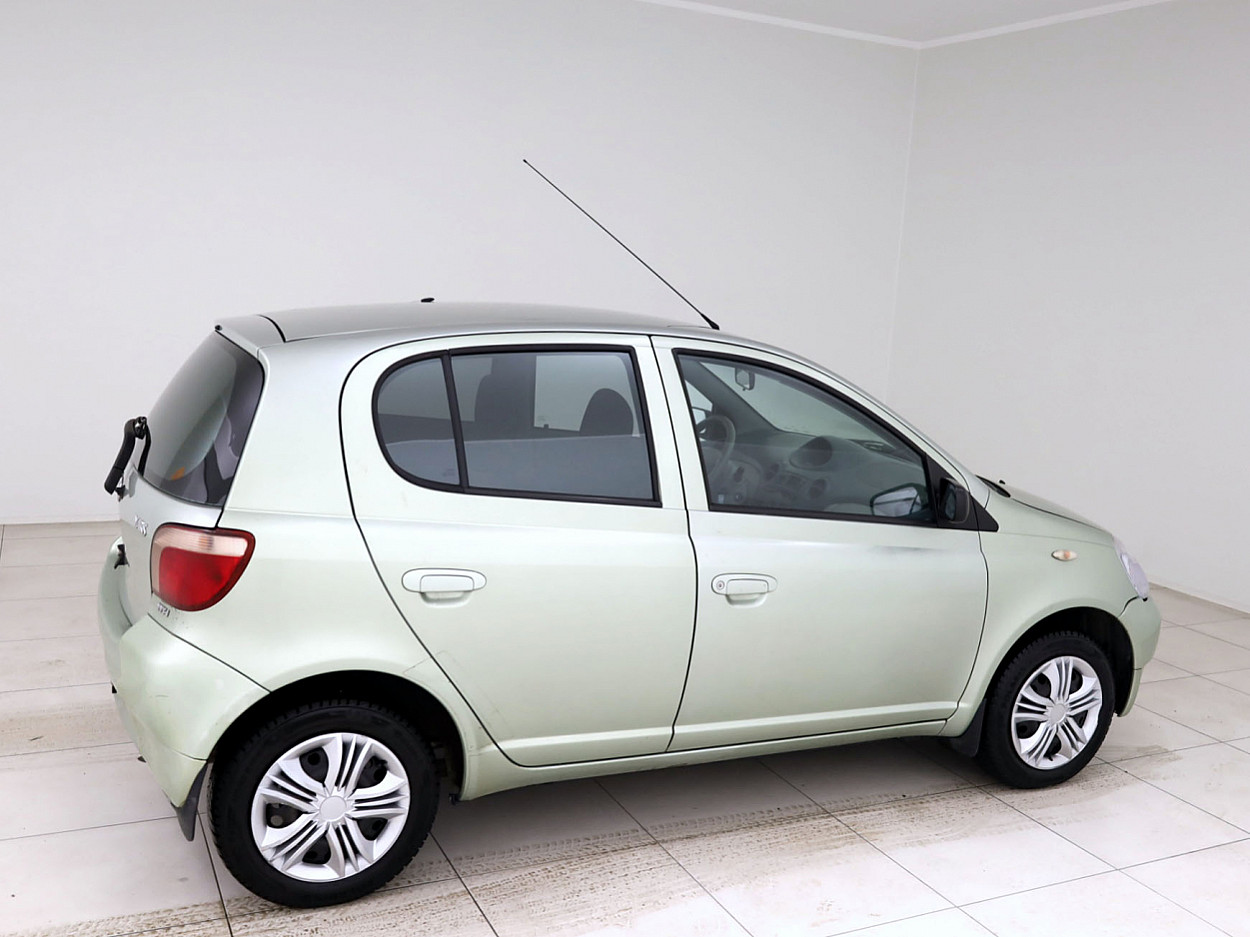 Toyota Yaris City 1.3 64 kW - Photo 3