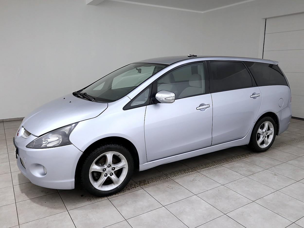 Mitsubishi Grandis Comfort 2.4 121 kW - Photo 2