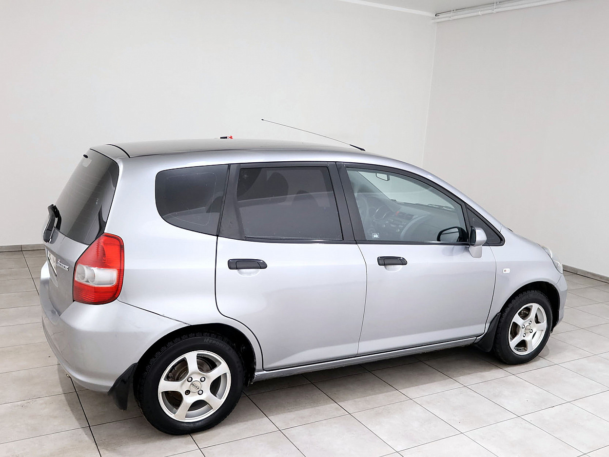 Honda Jazz Elegance ATM 1.3 61 kW - Photo 3