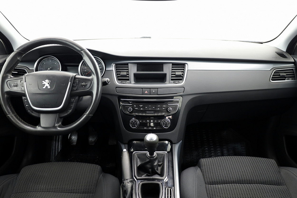 Peugeot 508 Elegance 2.0 HDi 120 kW - Photo 5