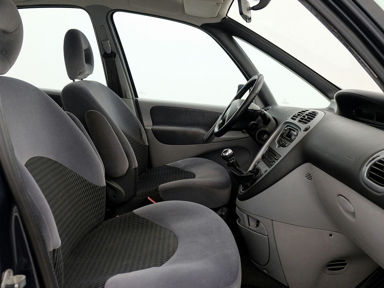 Citroen Xsara Picasso Elegance Facelift 1.6 80 kW - Photo 6