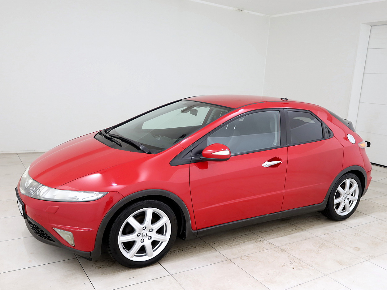 Honda Civic Elegance ATM 1.8 103 kW - Photo 2