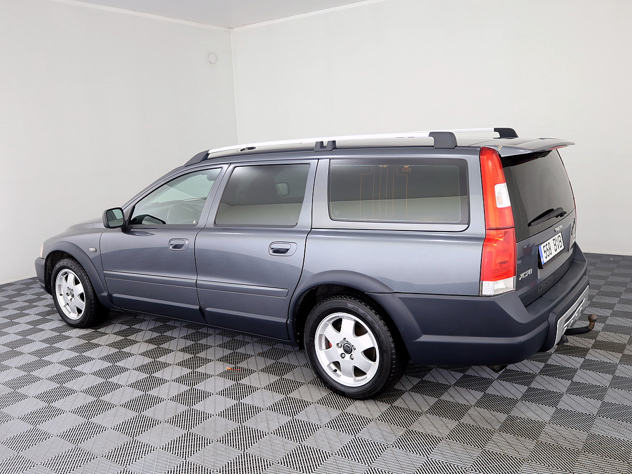 Volvo XC70 Summum Facelift ATM 2.4 D5 136kW