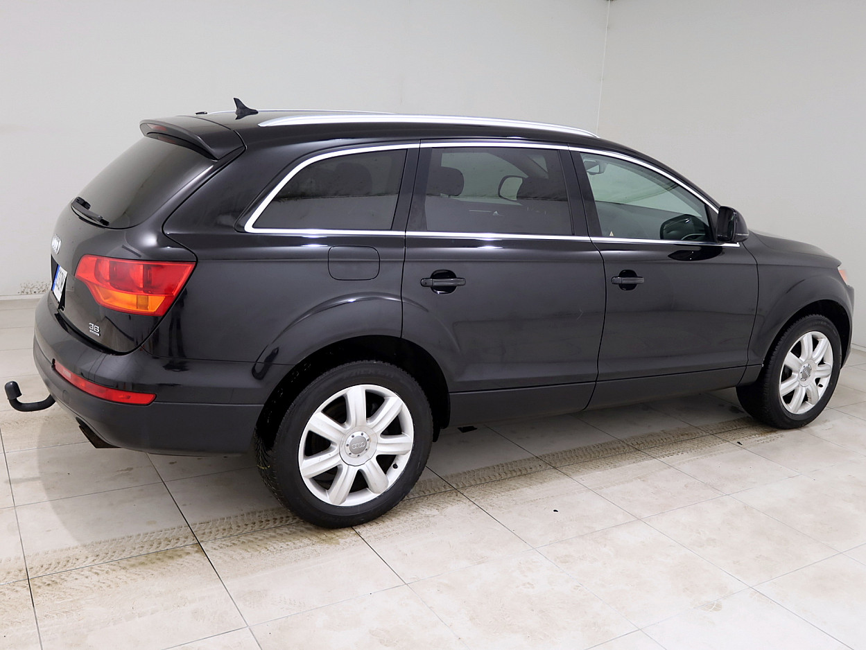 Audi Q7 Comfortline Quattro ATM 3.6 206 kW - Photo 3