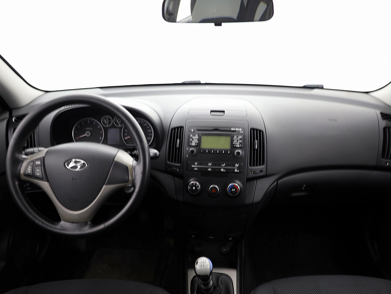 Hyundai i30 Comfort 1.6 93 kW - Photo 5