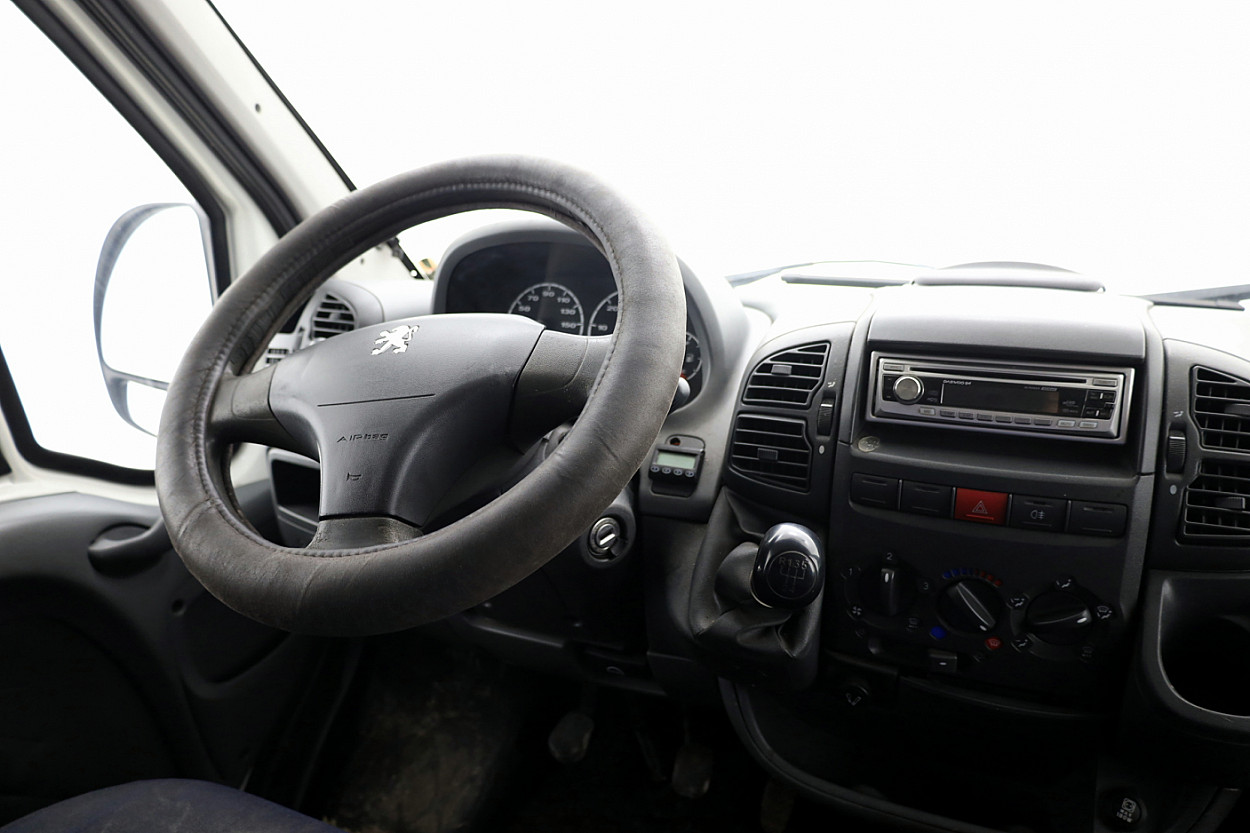 Peugeot Boxer Passenger Facelift 2.0 HDi 62 kW - Photo 5