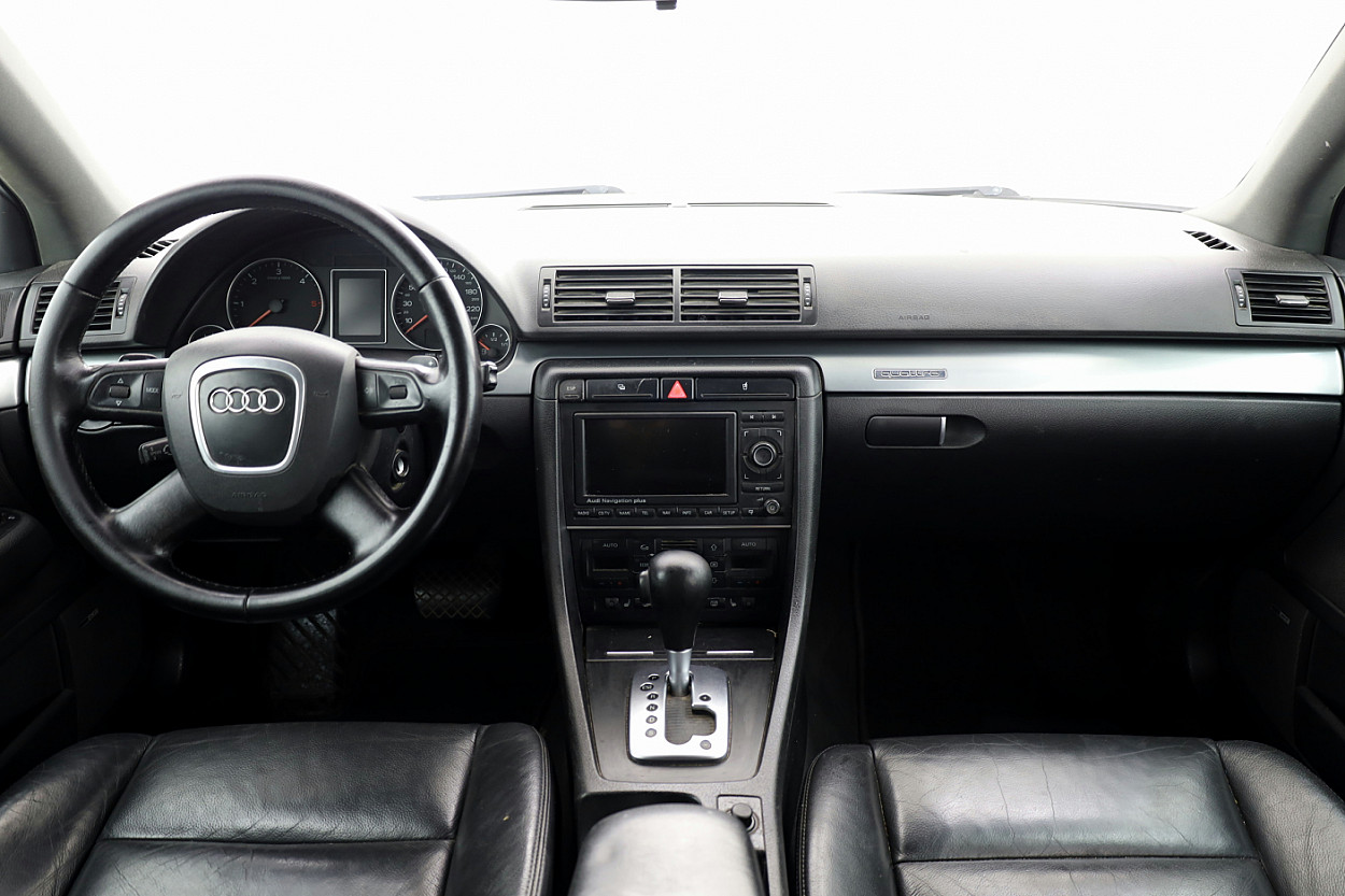 Audi A4 S-Line Quattro ATM 3.0 TDI 150 kW - Photo 5