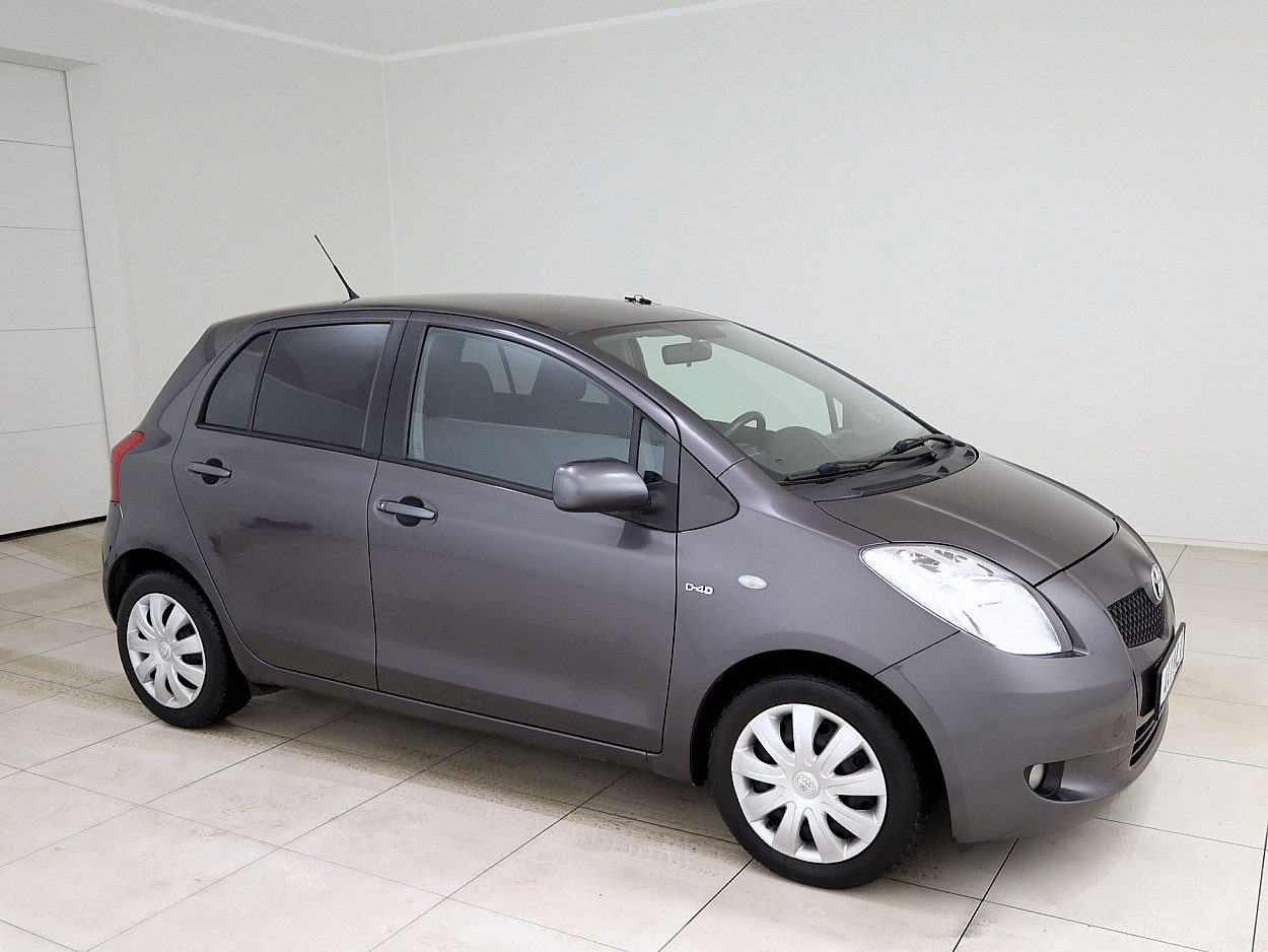 Toyota Yaris Linea Sol Facelift ATM 1.4 D-4D 66 kW - Photo 1