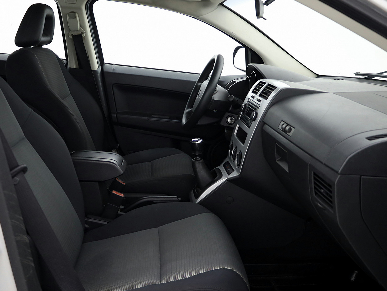 Dodge Caliber Comfort 2.0 CRD 103 kW - Photo 6