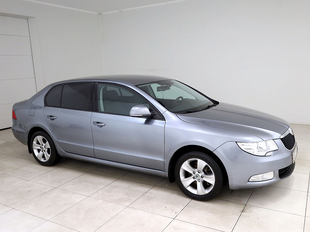 Skoda Superb Comfortline Facelift ATM 1.8 118 kW - Photo 1