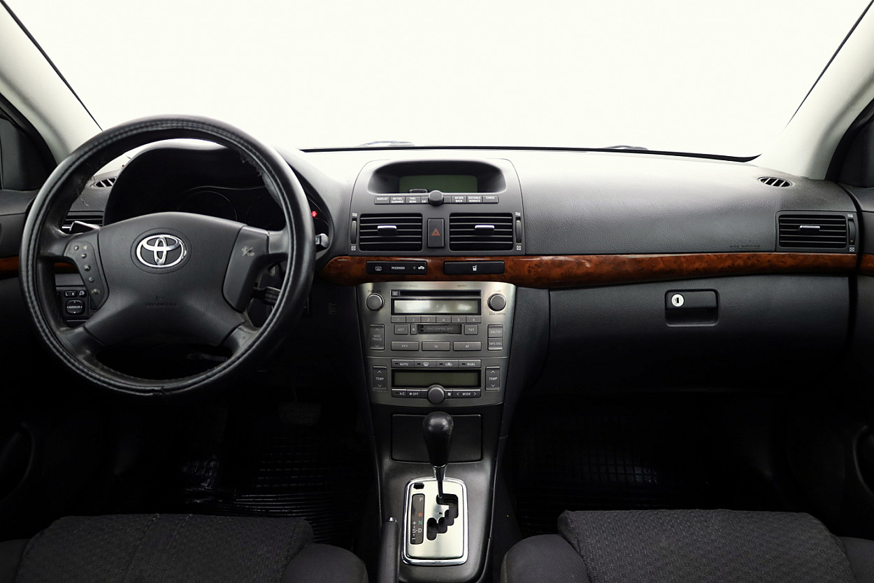 Toyota Avensis Linea Sol ATM 2.4 120 kW - Photo 5