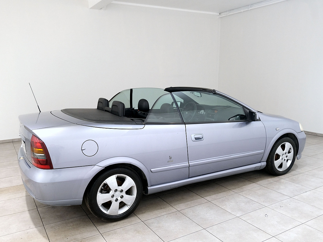 Opel Astra Cabrio Bertone 2.2 CDTi 92 kW - Photo 3