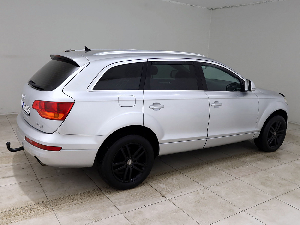 Audi Q7 Comfortline ATM 3.0 TDI 171 kW - Photo 3