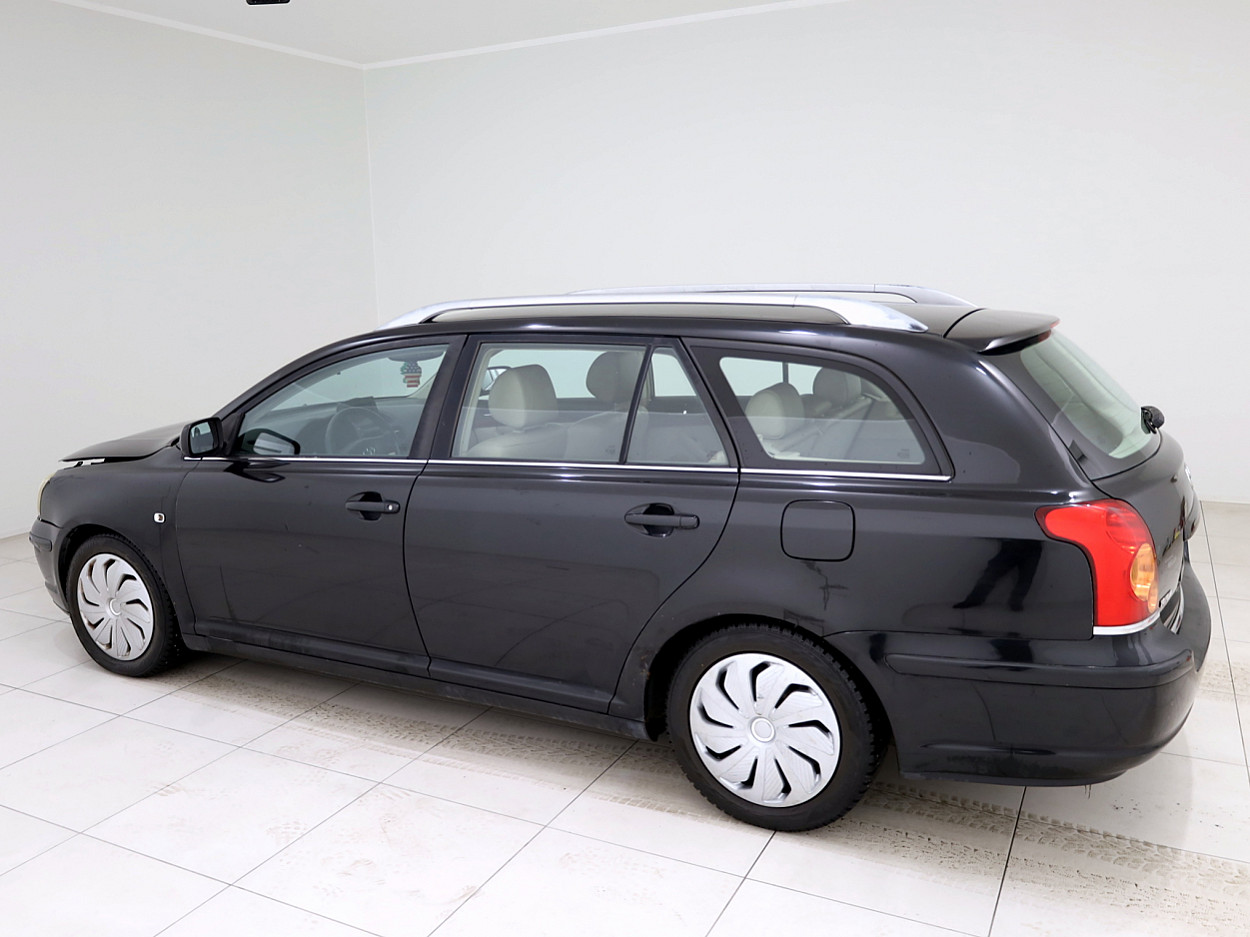 Toyota Avensis 2.4 120 kW - Photo 4