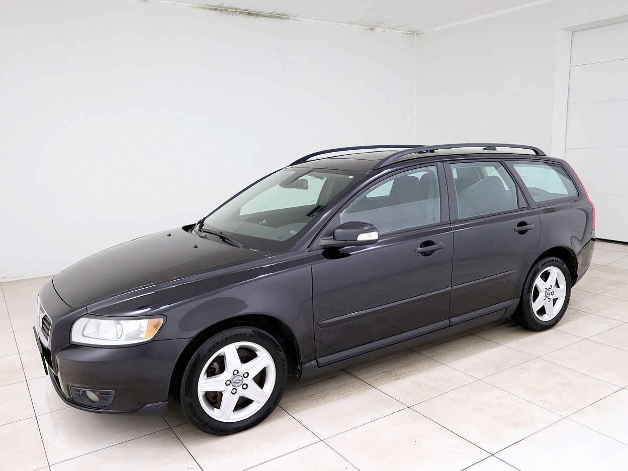 Volvo V50 Momentum Facelift ATM 2.0 D4 100 kW - Photo 2