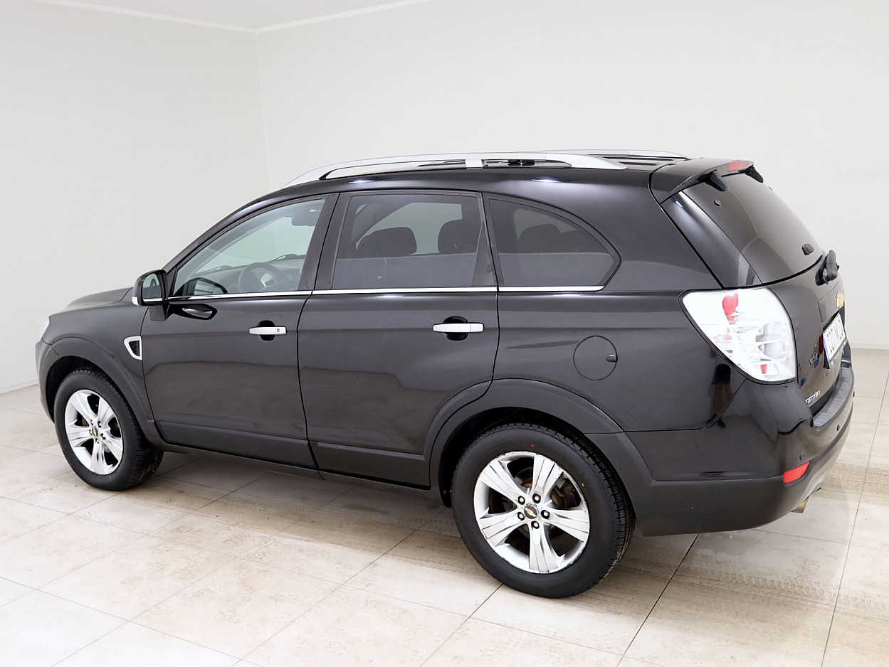 Chevrolet Captiva Exclusive ATM 2.0 CRDi 110 kW - Photo 4