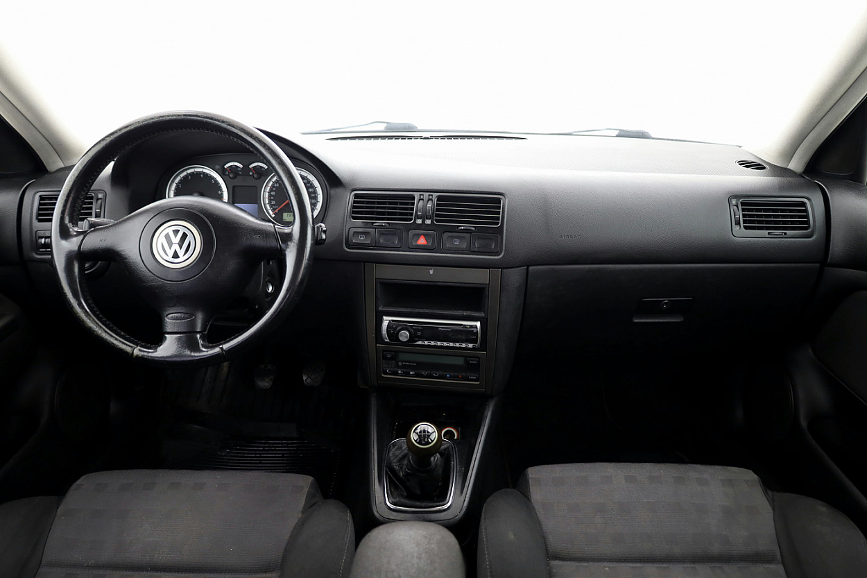 Volkswagen Bora Comfortline 1.6 77 kW - Photo 5