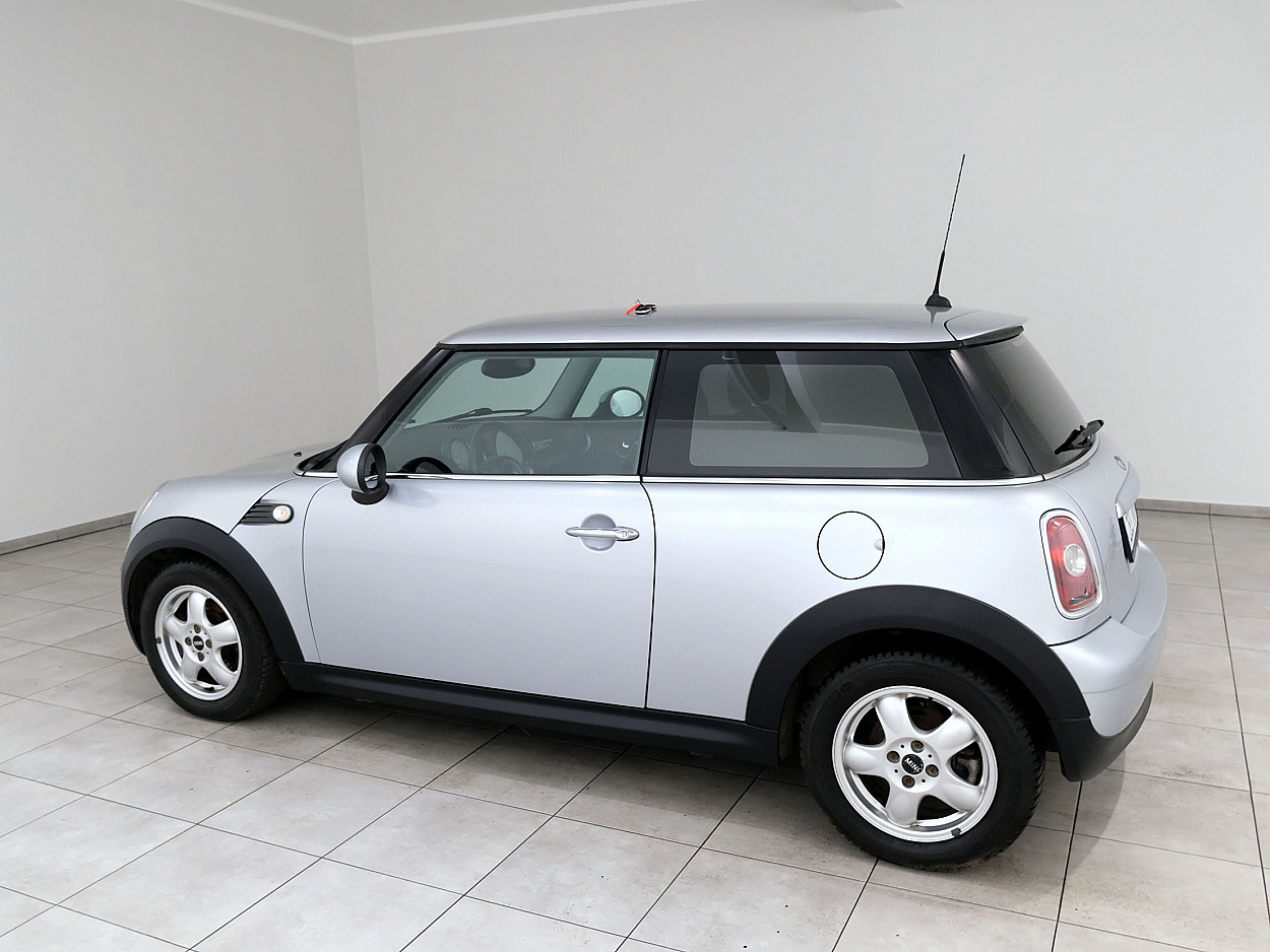 MINI Cooper Facelift 1.4 70 kW - Photo 4