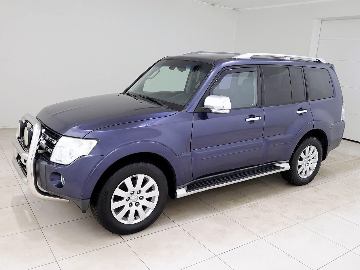 Mitsubishi Pajero Luxury ATM 3.2 DI-D 125 kW - Photo 2