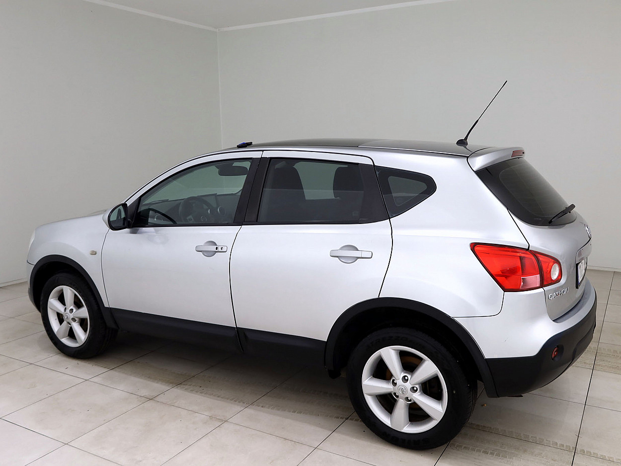 Nissan Qashqai Luxury 2.0 dCi 110 kW - Photo 4