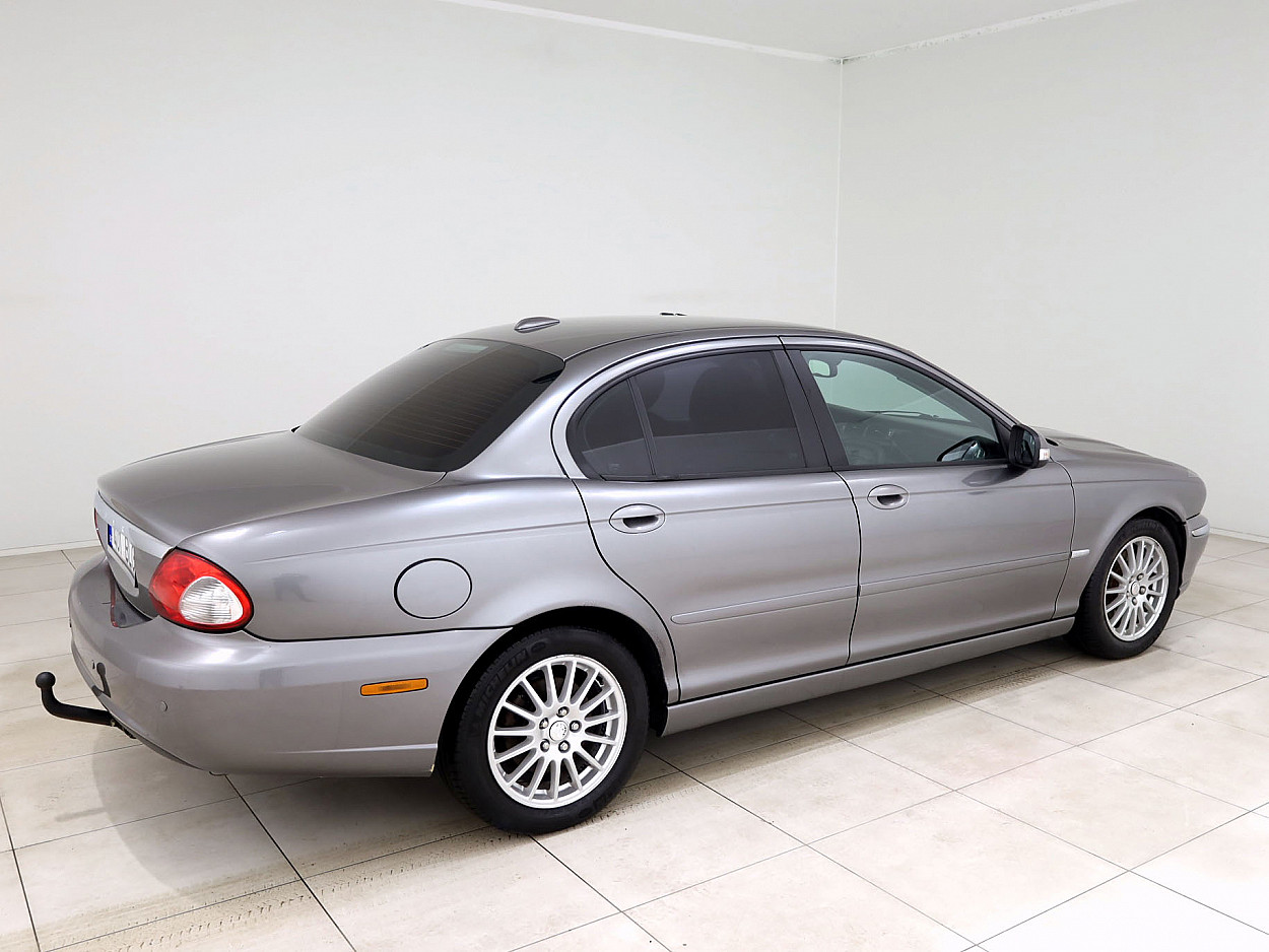 Jaguar X-Type Luxury Facelift ATM 2.2 D 107 kW - Photo 3