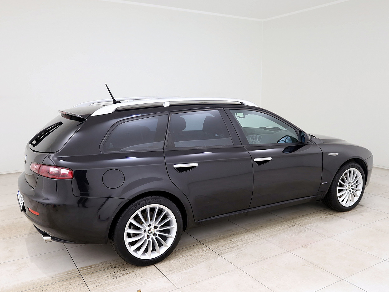 Alfa Romeo 159 Sportwagon Facelift ATM 2.4 JTD 147 kW - Photo 3