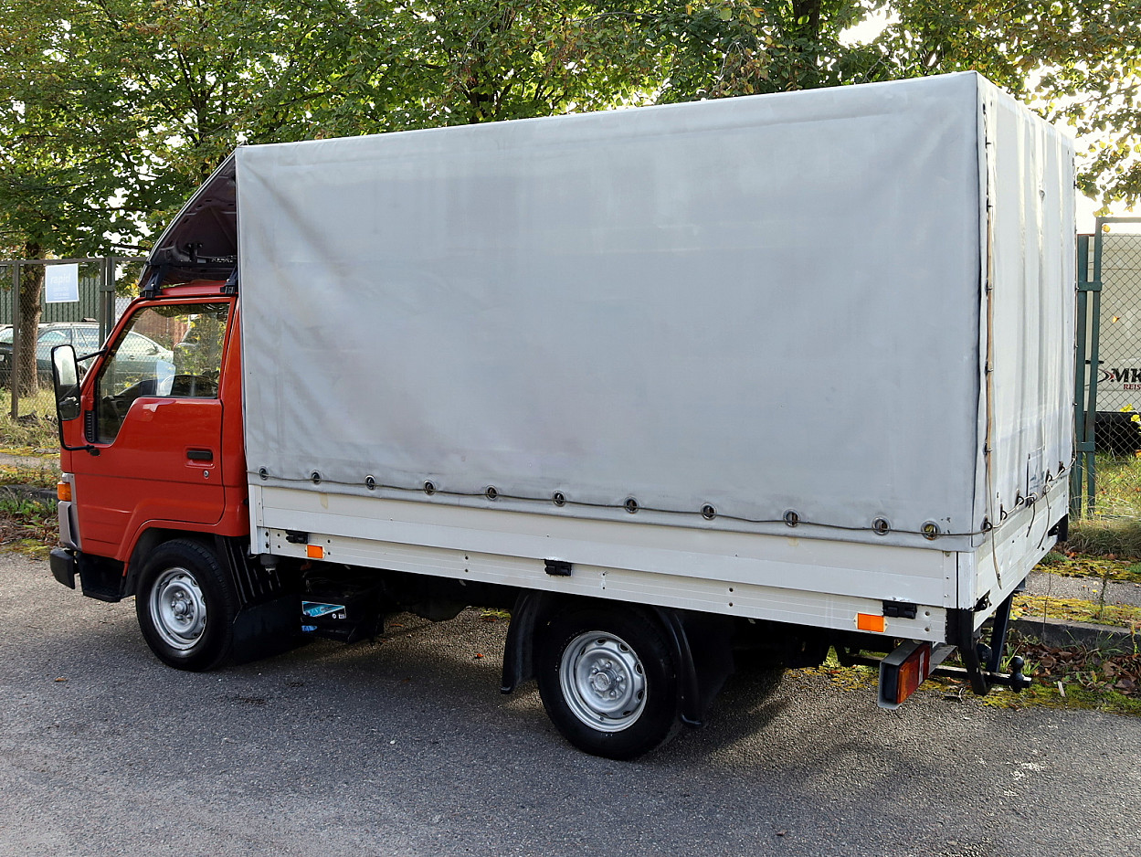 Toyota Dyna 2.4 TD 57 kW - Photo 4