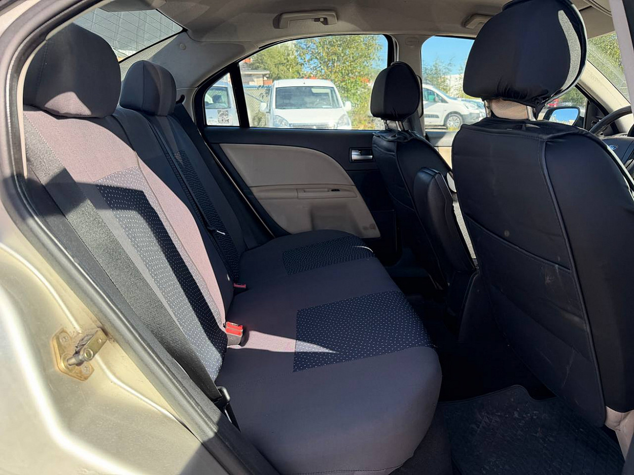 Ford Mondeo Facelift 1.8 81kW