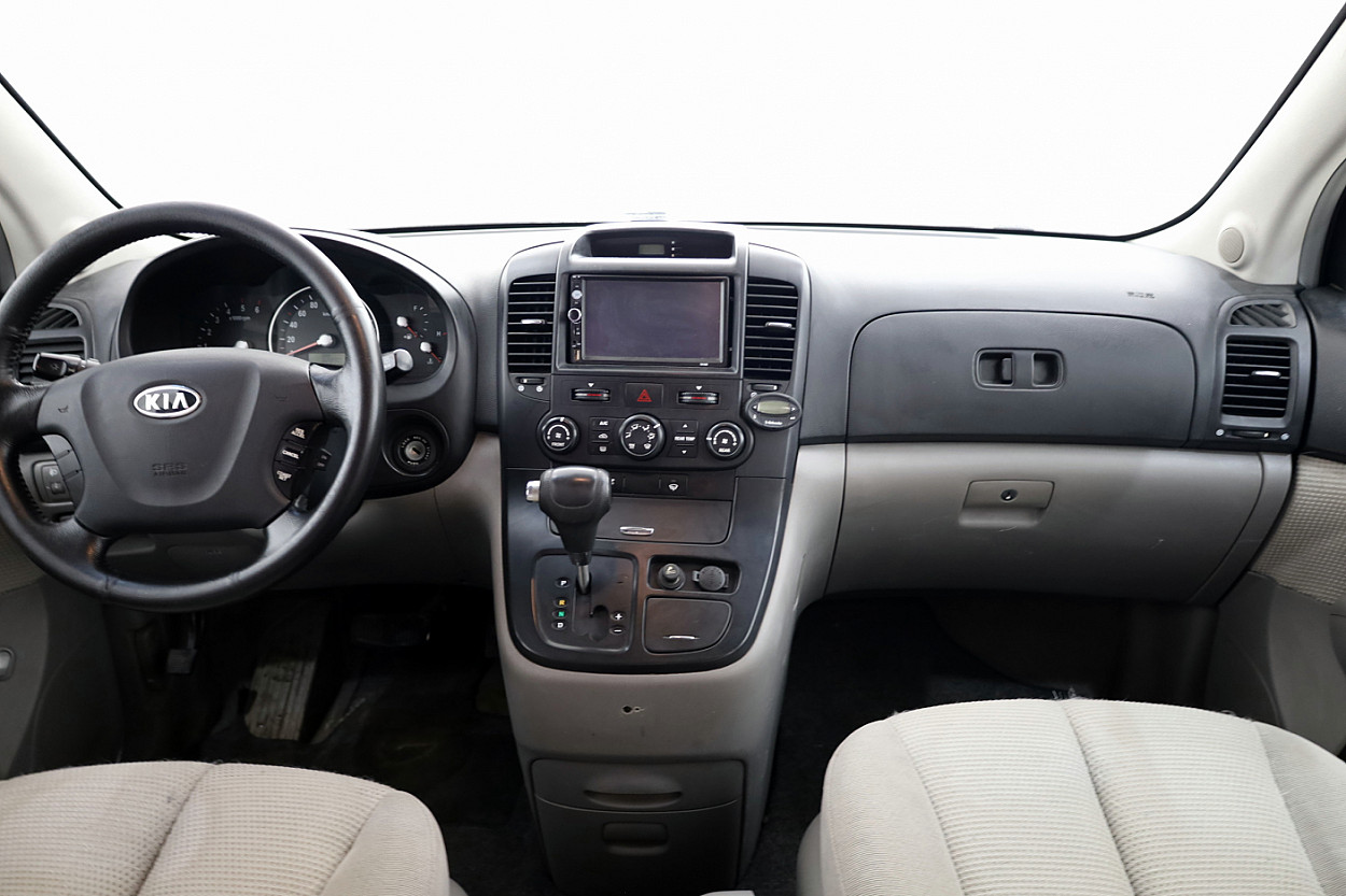 Kia Carnival Comfort ATM 2.9 CRDi 136 kW - Photo 5