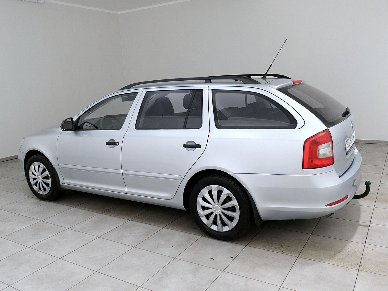 Skoda Octavia Comfortline Facelift 1.2 77 kW - Photo 4