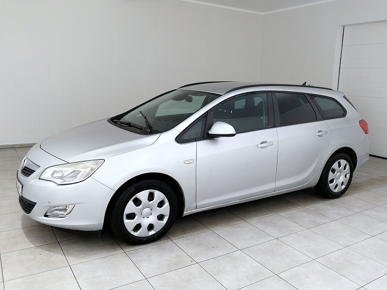 Opel Astra Sports Tourer 1.7 CDTi 92 kW - Photo 2