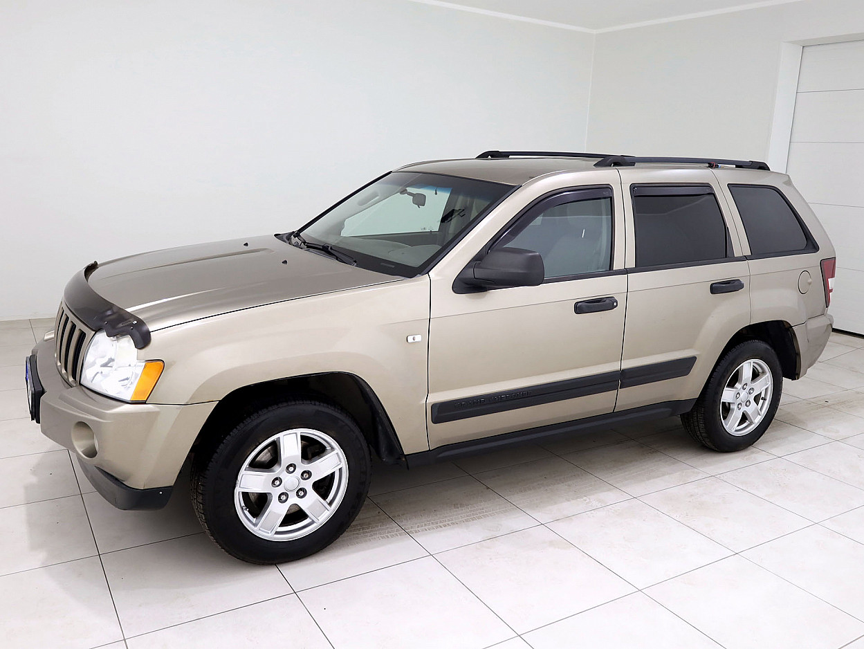 Jeep Grand Cherokee Laredo 3.0 CRD 160 kW - Photo 2