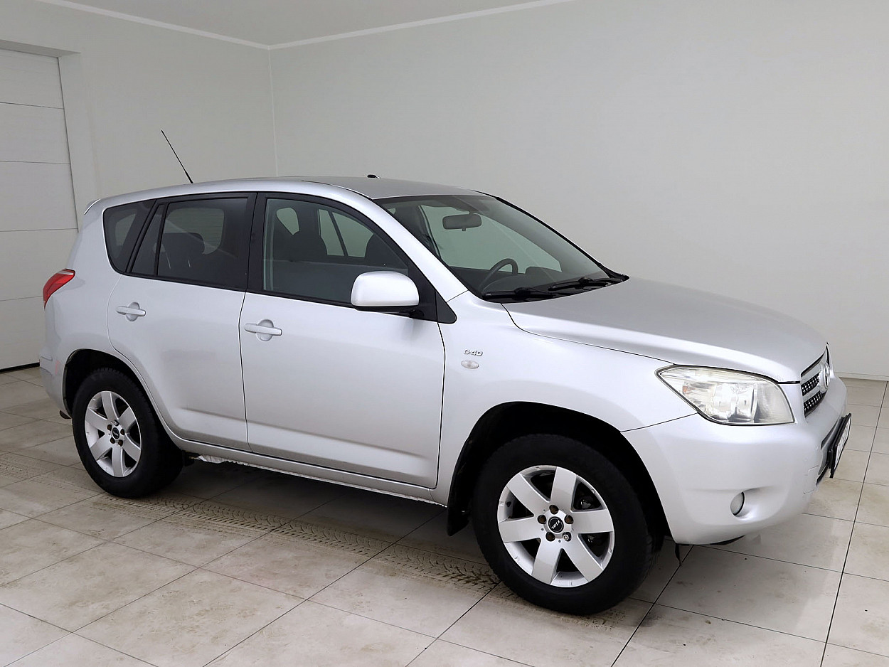 Toyota RAV4 Linea Sol 2.2 D-4D 100 kW - Photo 1