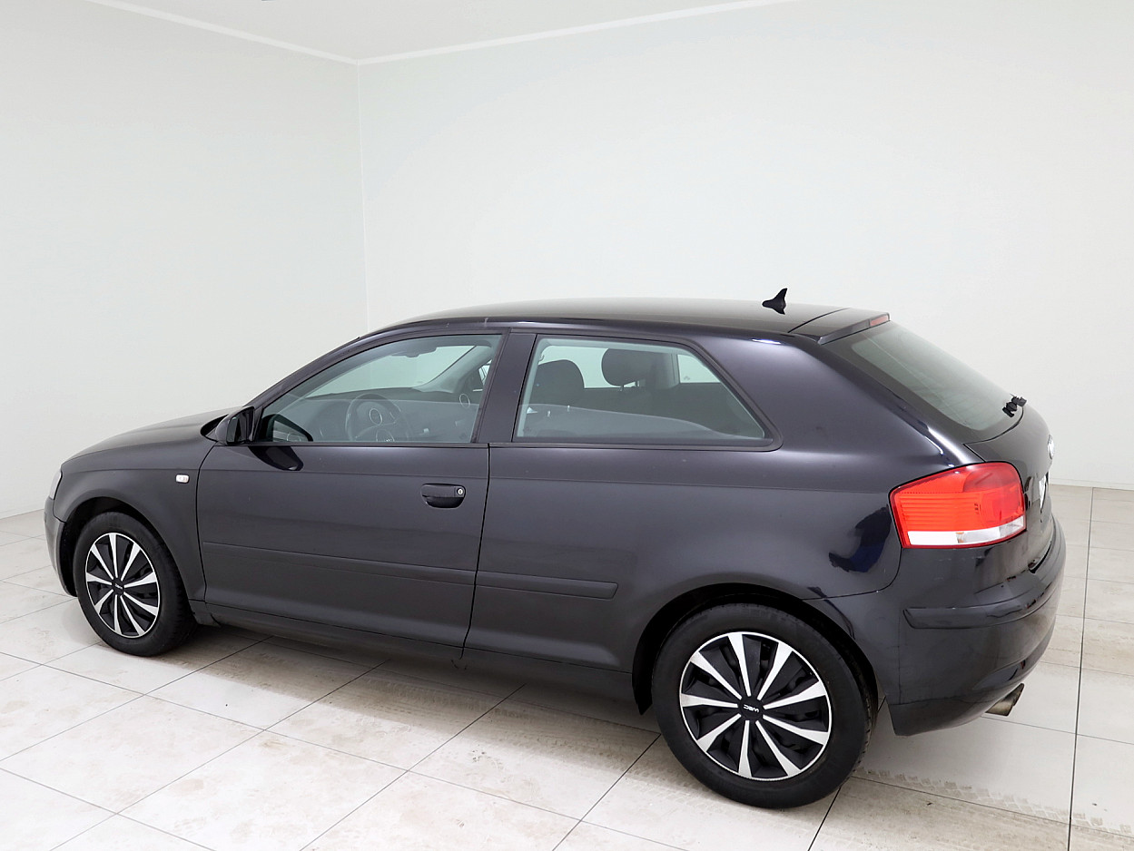 Audi A3 2.0 FSI 110 kW - Photo 4