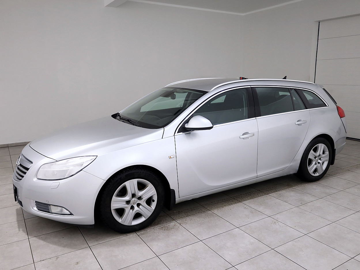 Opel Insignia Sports Tourer SW 2.0 CDTi 118 kW - Photo 2