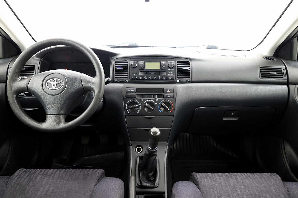 Toyota Corolla Comfort 1.4 71 kW - Photo 5