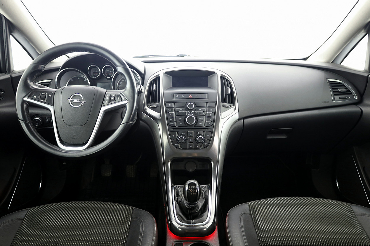 Opel Astra Elegance 1.7 CDTi 81kW