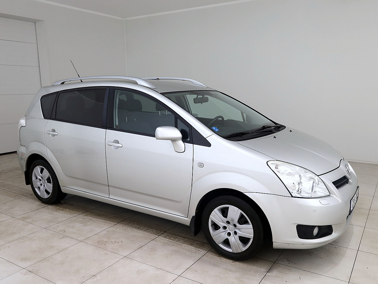 Toyota Corolla Verso Linea Sol Facelift 1.6 81 kW - Photo 1