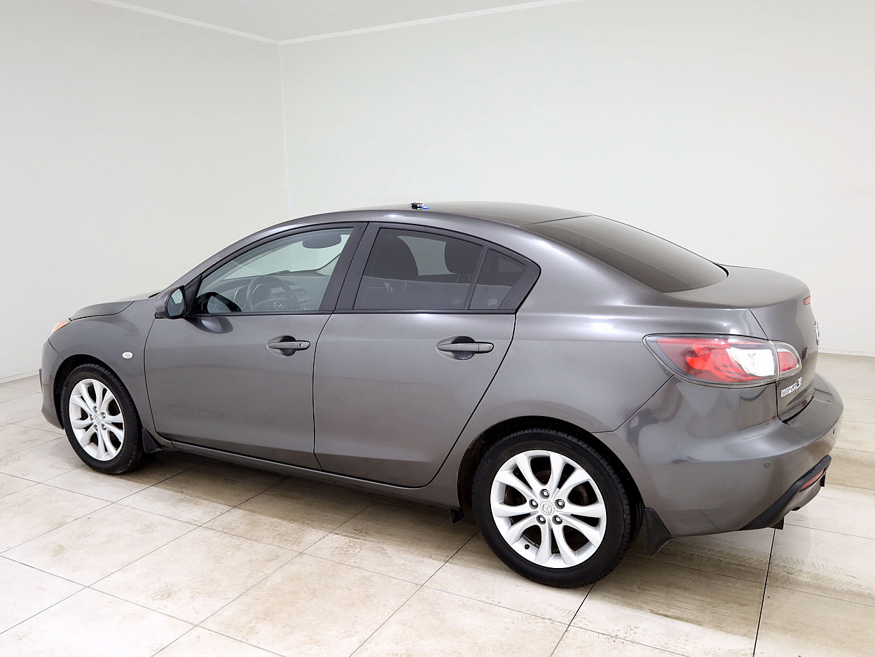 Mazda 3 Elegance 1.6 TD 85 kW - Photo 4