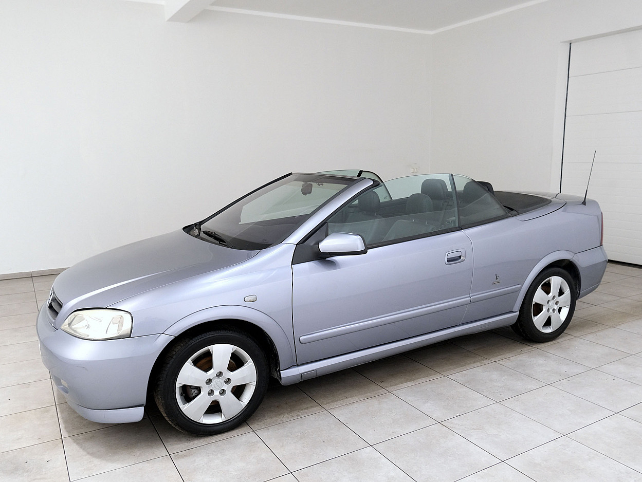 Opel Astra Cabrio Bertone 2.2 CDTi 92 kW - Photo 2